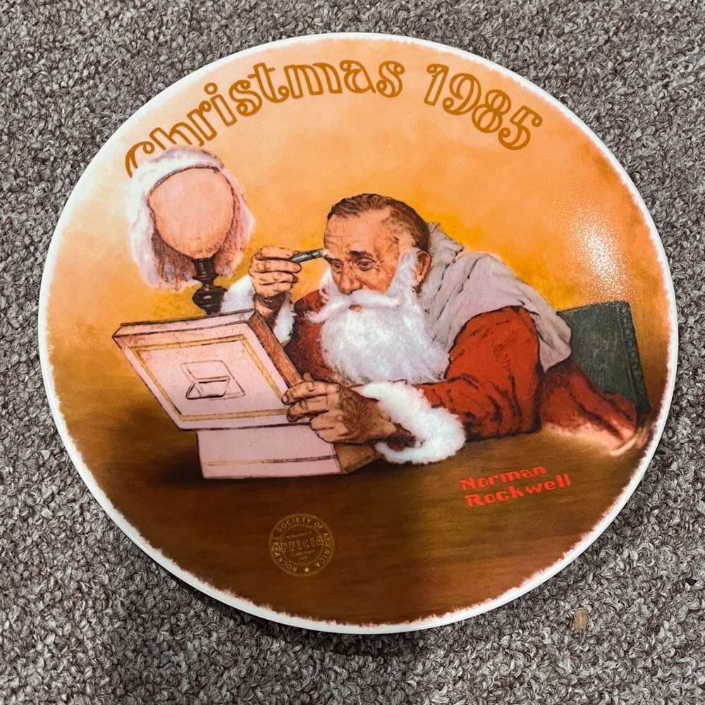 Christmas 1985 Norman Rockwell Collector Plate "Grandpa Plays Santa"